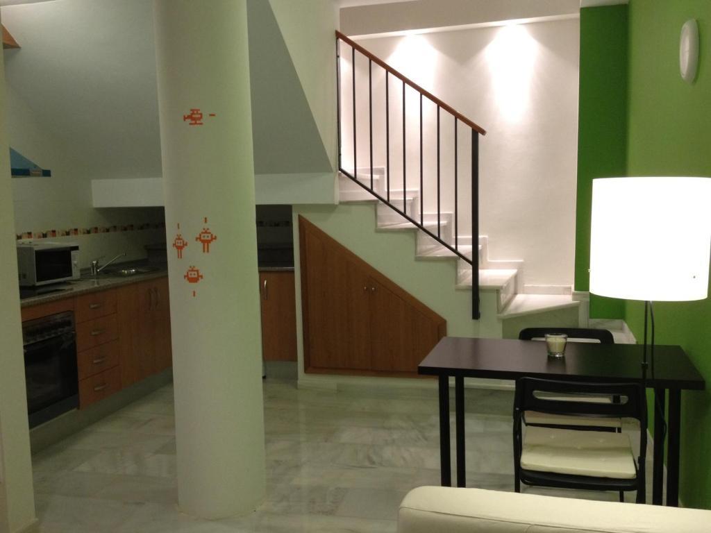 מאלגה Apartamentos Canasteros מראה חיצוני תמונה