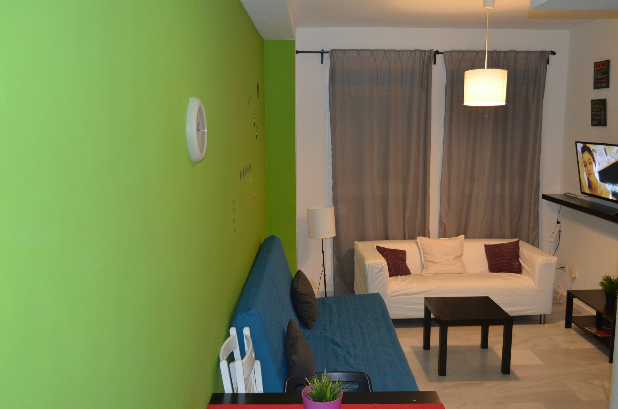 מאלגה Apartamentos Canasteros מראה חיצוני תמונה